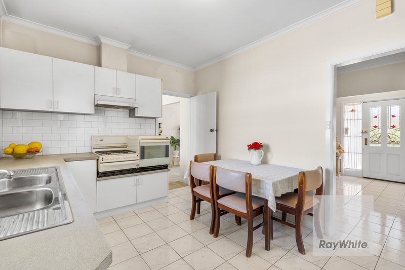 Photo - 1/17 Delaware Street, Reservoir VIC 3073 - Image 7