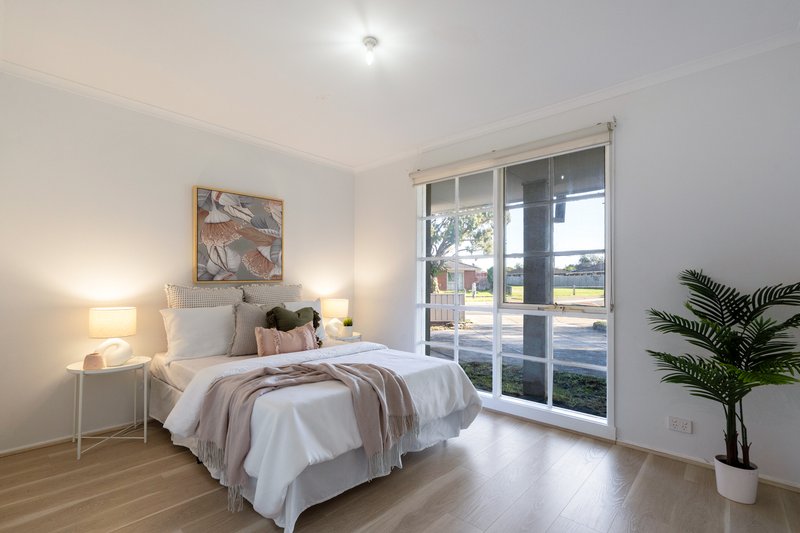 Photo - 117 Dianne Avenue, Craigieburn VIC 3064 - Image 8