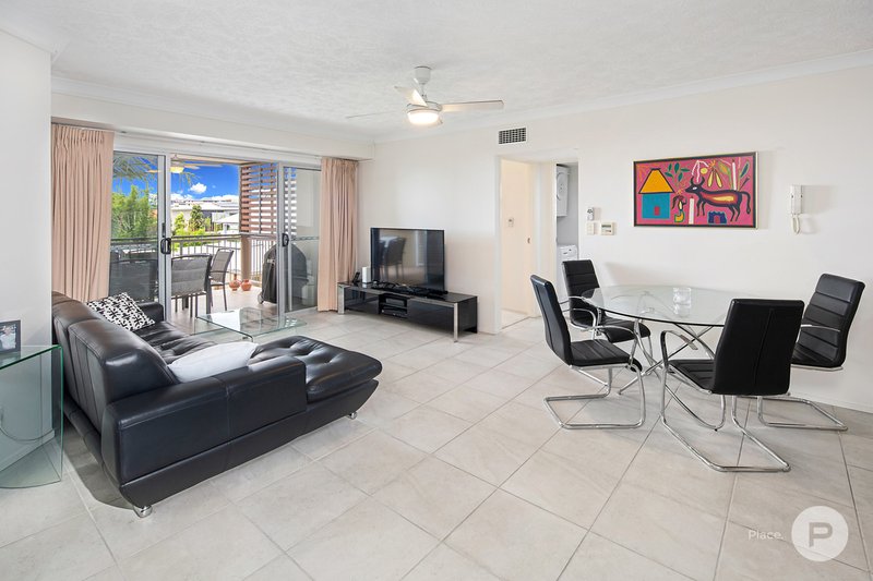 Photo - 11/7 Dobson Street, Ascot QLD 4007 - Image 3