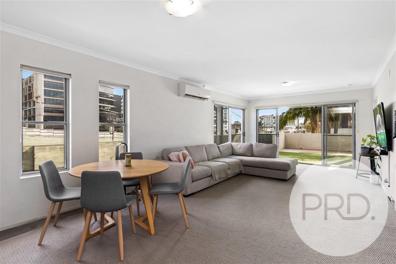 Photo - 1/17 Duke Street, Nundah QLD 4012 - Image 4