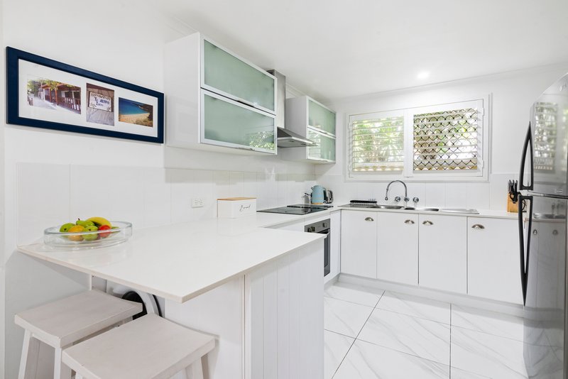 Photo - 1/17 Durran Street, Tugun QLD 4224 - Image 6