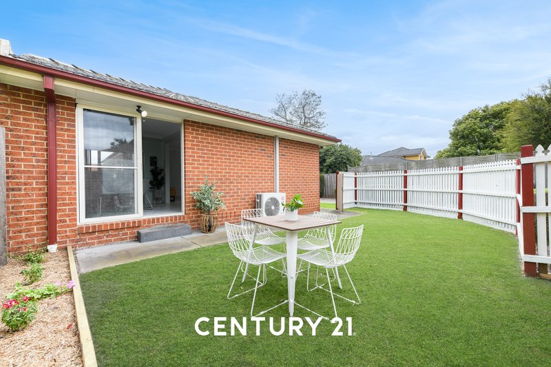 Photo - 1/17 Dyer Court, Clarinda VIC 3169 - Image 10