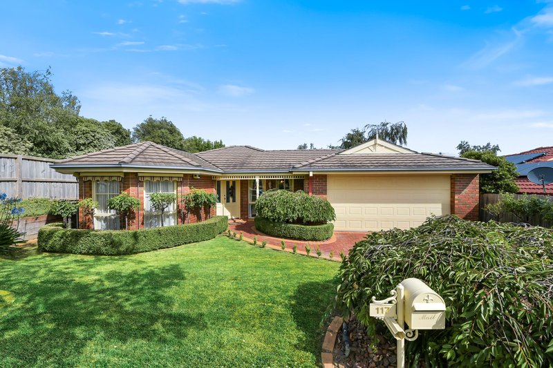 Photo - 117 Earlsfield Drive, Berwick VIC 3806 - Image 2