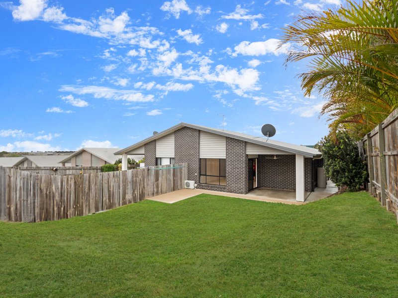 Photo - 1/17 Eli Court, Kawungan QLD 4655 - Image 17