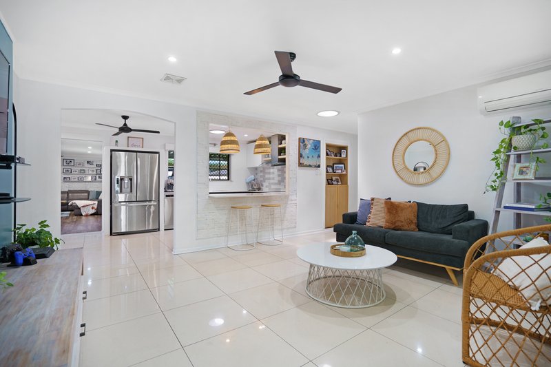 Photo - 117 Goodwin Drive, Bongaree QLD 4507 - Image 3