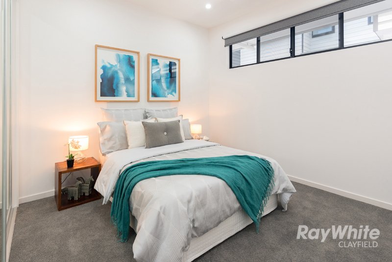 Photo - 1/17 Haig Street, Clayfield QLD 4011 - Image 12