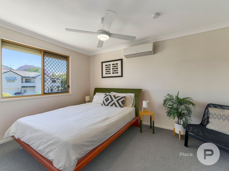 Photo - 1/17 Hants Street, Hamilton QLD 4007 - Image 6