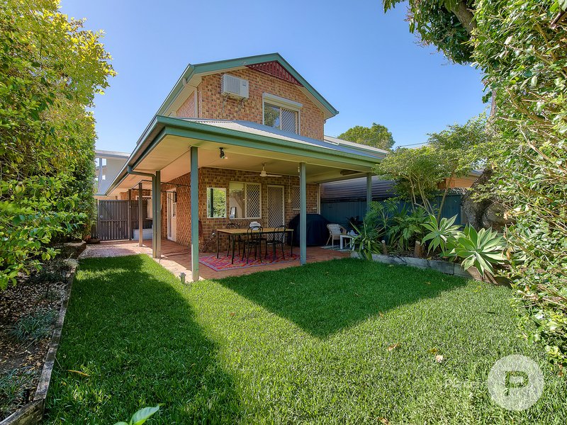 Photo - 1/17 Hants Street, Hamilton QLD 4007 - Image 9