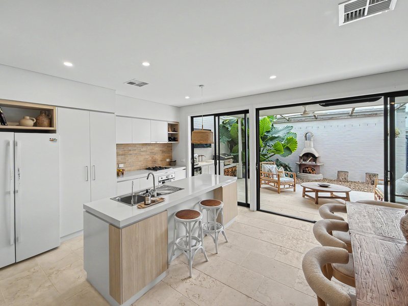 Photo - 117 Harbour Boulevard, Shell Cove NSW 2529 - Image 2