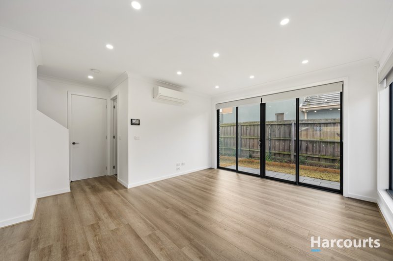 Photo - 1/17 Hartington Street, Glenroy VIC 3046 - Image 3