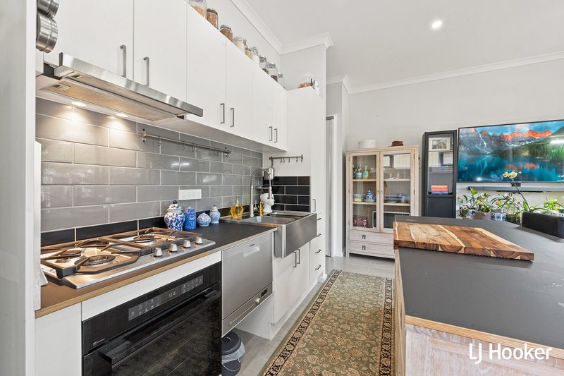 Photo - 1/17 Higgins Place, Higgins ACT 2615 - Image 3