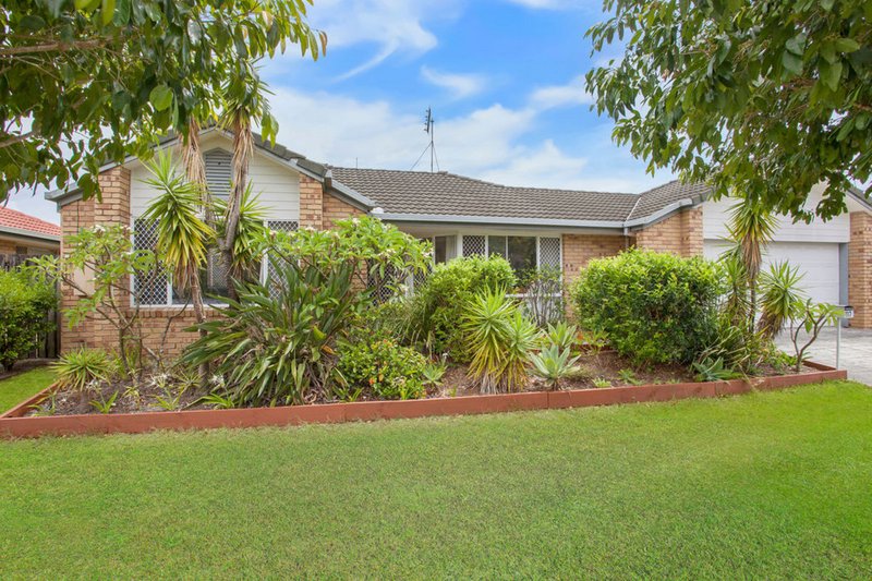 Photo - 117 Honeyeater Drive, Burleigh Waters QLD 4220 - Image 14