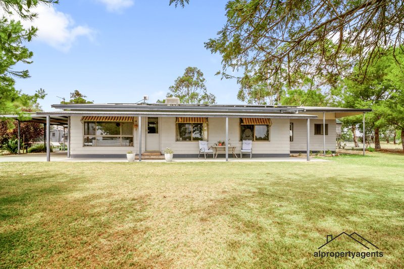 117 Hughes Road, Quantong VIC 3401