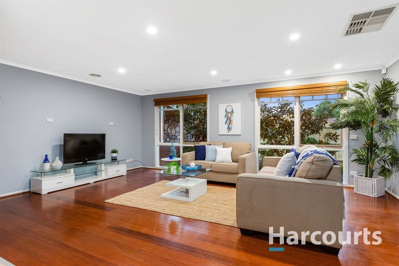 Photo - 117 Kellbourne Drive, Rowville VIC 3178 - Image 11