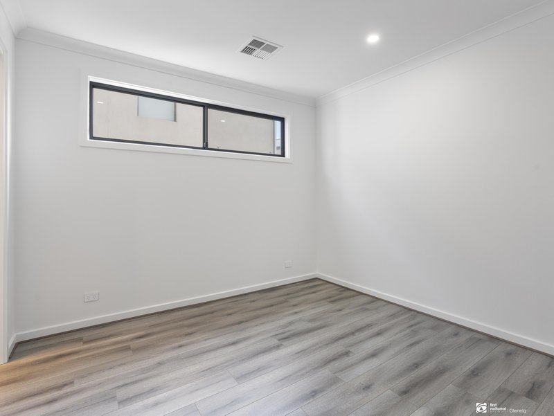 Photo - 1/17 Kelmscott Avenue, Oaklands Park SA 5046 - Image 7