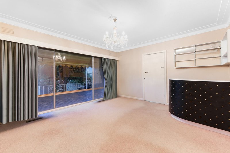 Photo - 117 Kelvinside Road, Noble Park VIC 3174 - Image 2