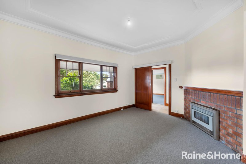 Photo - 117 Kinghorne Street, Nowra NSW 2541 - Image 5