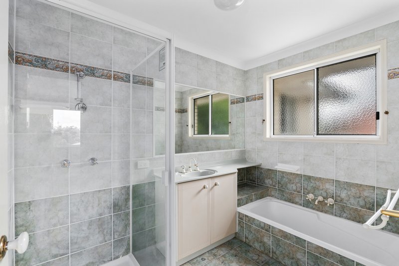 Photo - 117 Lancaster Circt , Stretton QLD 4116 - Image 13