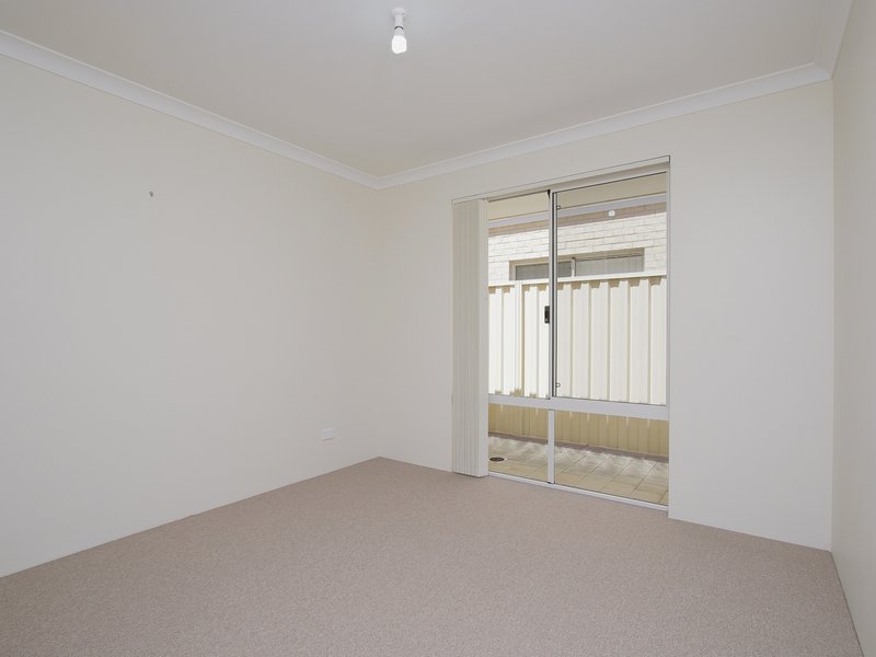 Photo - 11/7 Leslie Street, Cannington WA 6107 - Image 18