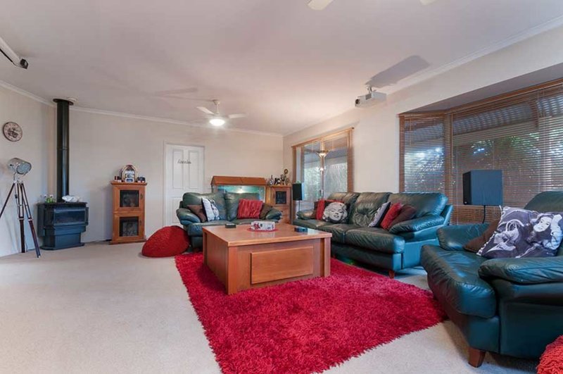 Photo - 117 Lithgow Street, Beveridge VIC 3753 - Image 5