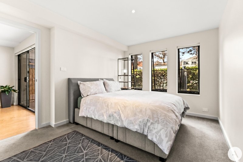 Photo - 1/17 Macleay Street, Turner ACT 2612 - Image 6