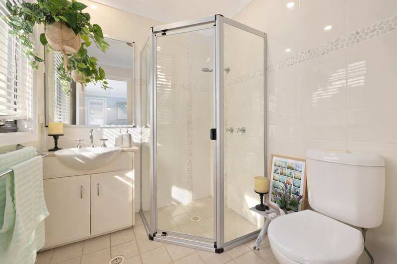 Photo - 117 Macpherson Street, Warriewood NSW 2102 - Image 10