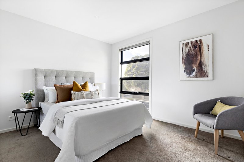 Photo - 1/17 Maher Street, Fawkner VIC 3060 - Image 11