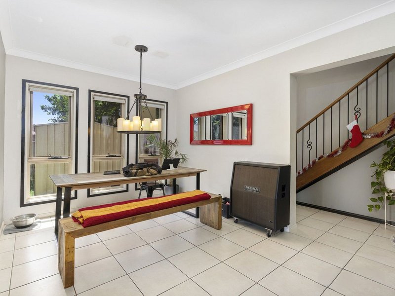 Photo - 1/17 Majorca Crescent, Varsity Lakes QLD 4227 - Image 4