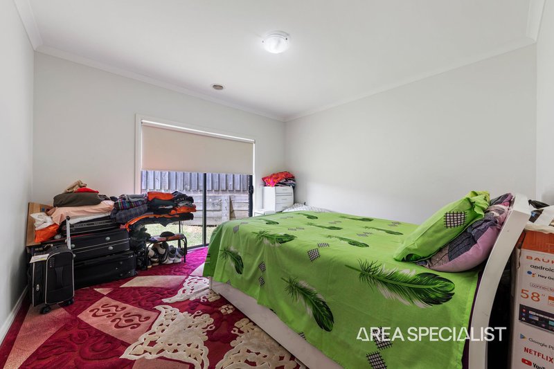 Photo - 117 Manna Gum Drive, Pakenham VIC 3810 - Image 15