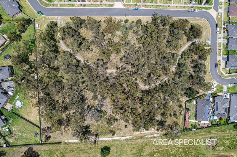 Photo - 117 Manna Gum Drive, Pakenham VIC 3810 - Image 22