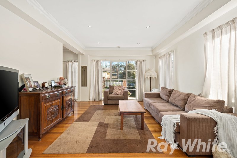 Photo - 1/17 Milne Street, Mitcham VIC 3132 - Image 2