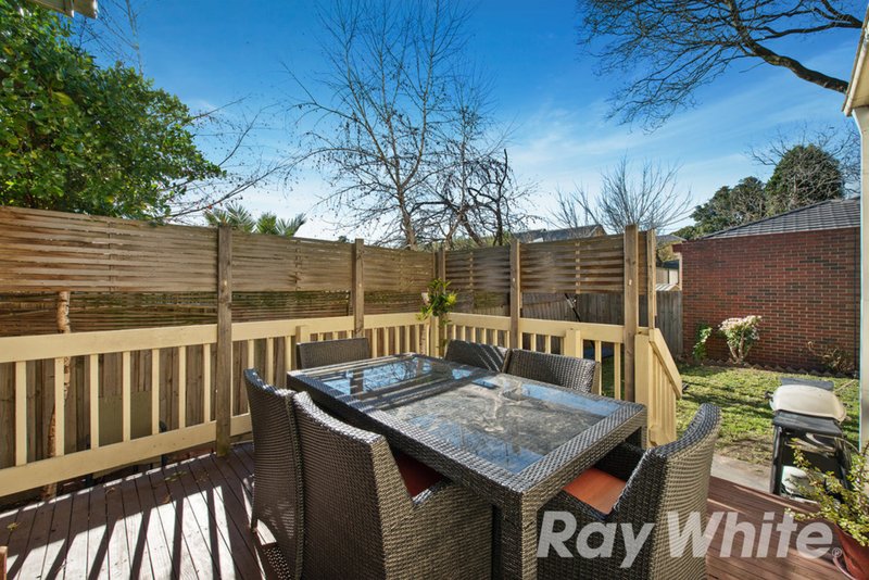 Photo - 1/17 Milne Street, Mitcham VIC 3132 - Image 6