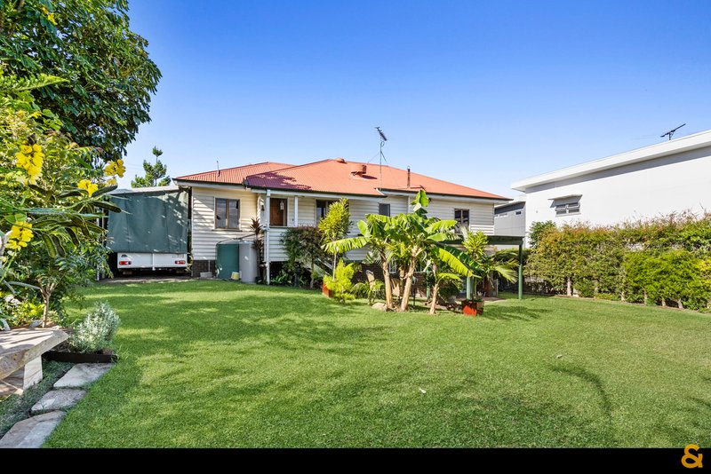 Photo - 117 Mountjoy Terrace, Manly QLD 4179 - Image 8