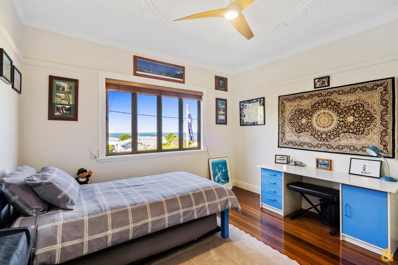 Photo - 117 Mountjoy Terrace, Manly QLD 4179 - Image 18