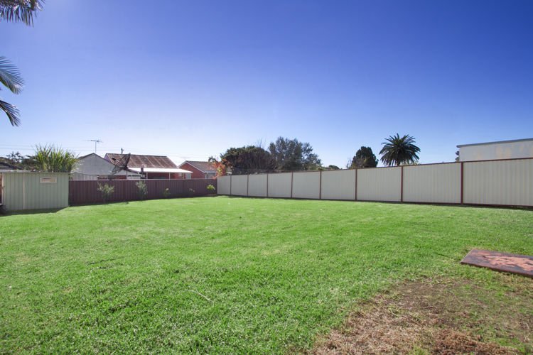 Photo - 117 Myall Street, Merrylands NSW 2160 - Image 5