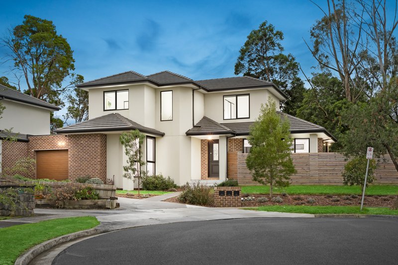 Photo - 1/17 Oaklands Avenue, Ferntree Gully VIC 3156 - Image 1