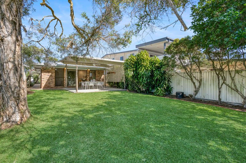 Photo - 117 O'Quinn Street, Nudgee Beach QLD 4014 - Image 3