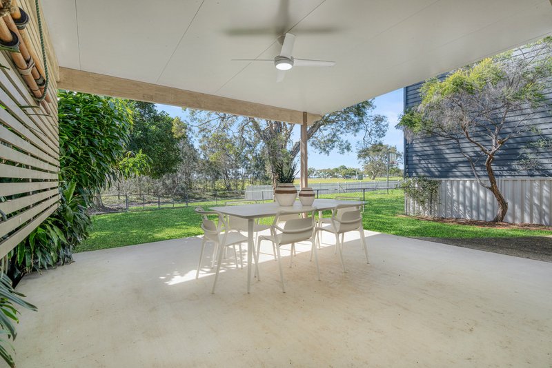 Photo - 117 O'Quinn Street, Nudgee Beach QLD 4014 - Image 4