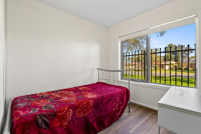 Photo - 11/7 Passmore Place, Salisbury North SA 5108 - Image 3