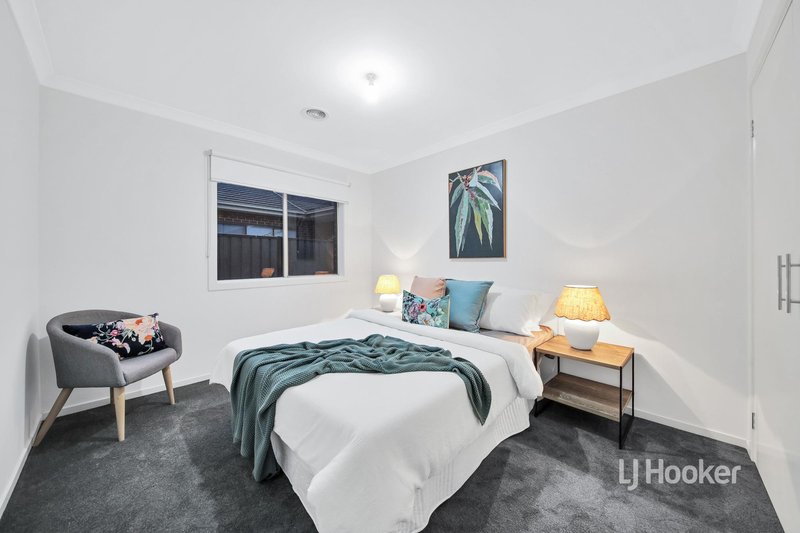 Photo - 117 Penrose Promenade, Tarneit VIC 3029 - Image 12