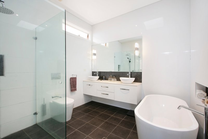 Photo - 117 Prince Alfred Parade, Newport NSW 2106 - Image 9