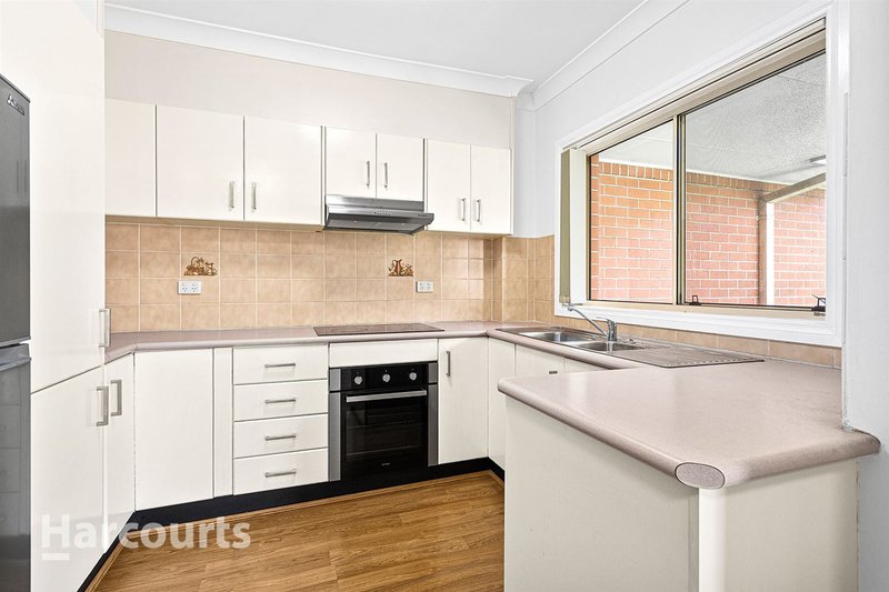 Photo - 11/7 Regent Street, Wollongong NSW 2500 - Image 9