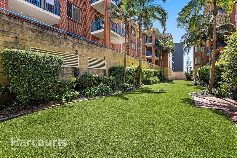 Photo - 11/7 Regent Street, Wollongong NSW 2500 - Image 12