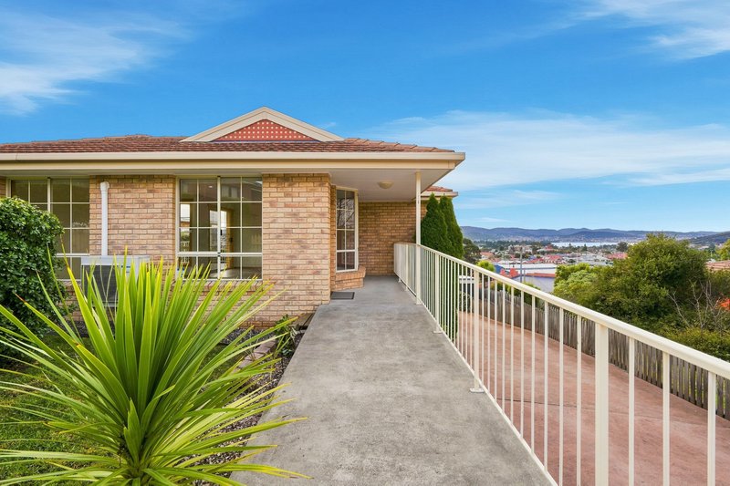 Photo - 1/17 Sinclair Avenue, Moonah TAS 7009 - Image 2