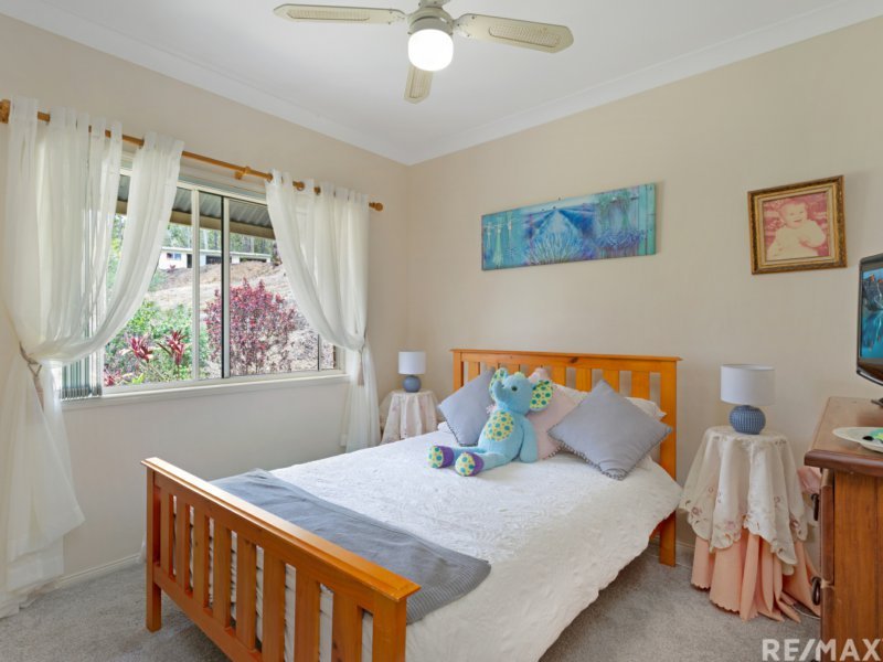 Photo - 117 Tallowwood Road, Bonogin QLD 4213 - Image 18