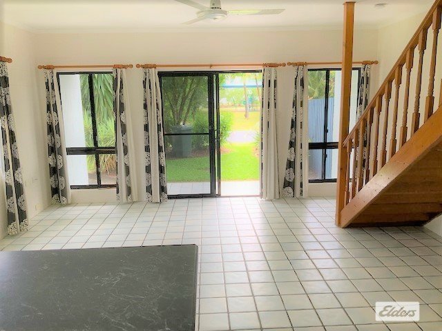 Photo - 117 Taylor Street, Tully Heads QLD 4854 - Image 8