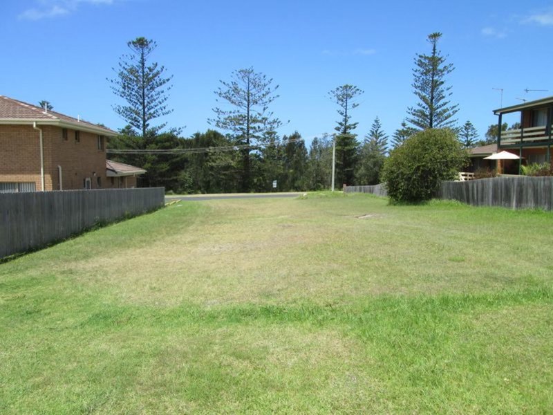 117 Tuross Boulevarde , Tuross Head NSW 2537