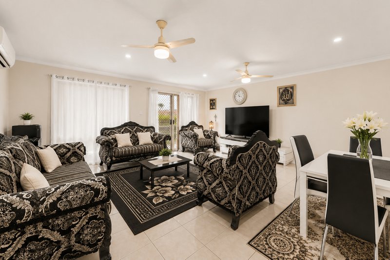 Photo - 117 Whitmore Crescent, Goodna QLD 4300 - Image 3