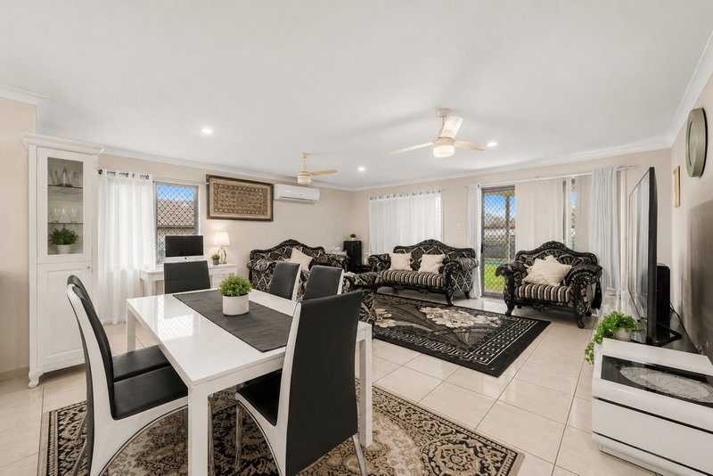 Photo - 117 Whitmore Crescent, Goodna QLD 4300 - Image 4