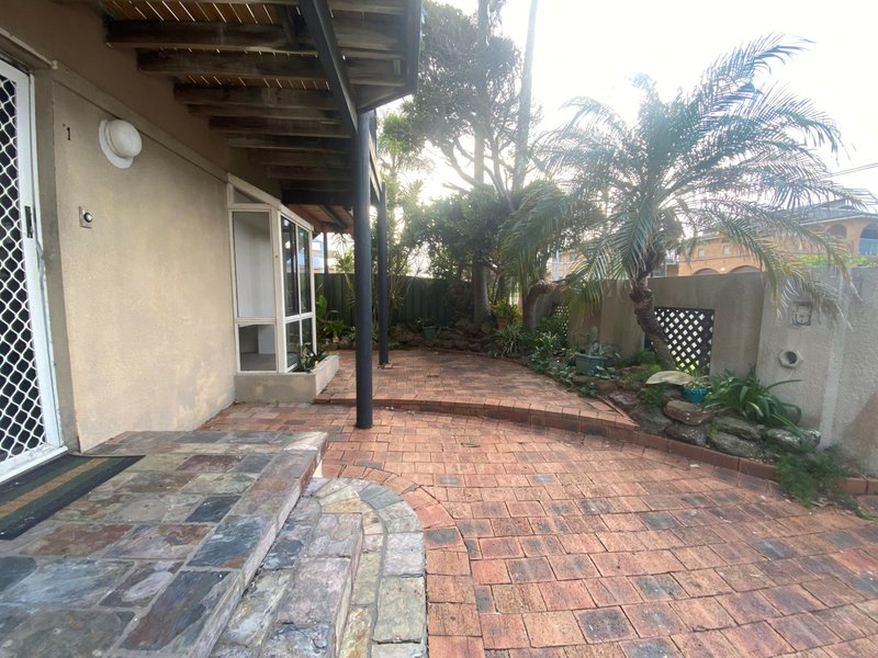 Photo - 1/17 Yamba Street, The Entrance NSW 2261 - Image 7